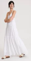 Kényelmes fehér női nyári maxi ruha vékony pántokkal