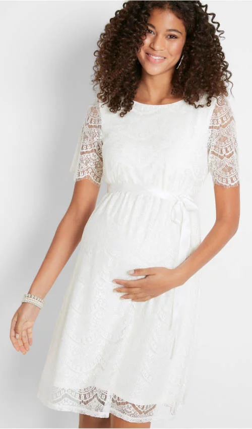 Elegáns kismama menyasszonyi ruha fehér csipkében